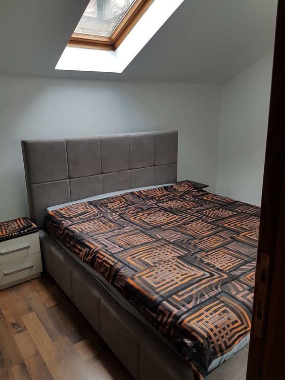 Apartment Rent *